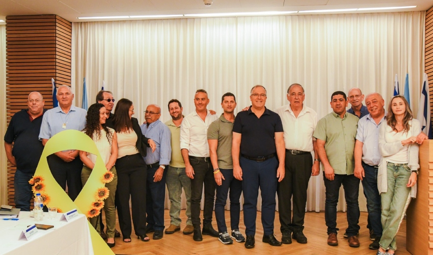 חברי פורום ראשי רשויות מפרץ חיפה (צילום: ניר בלזיצקי, דוברות עיריית חיפה)