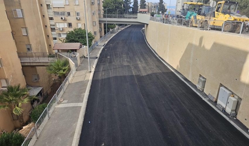 החומה החדשה בדרך יד לבנים (צילום: דוברות עיריית חיפה)